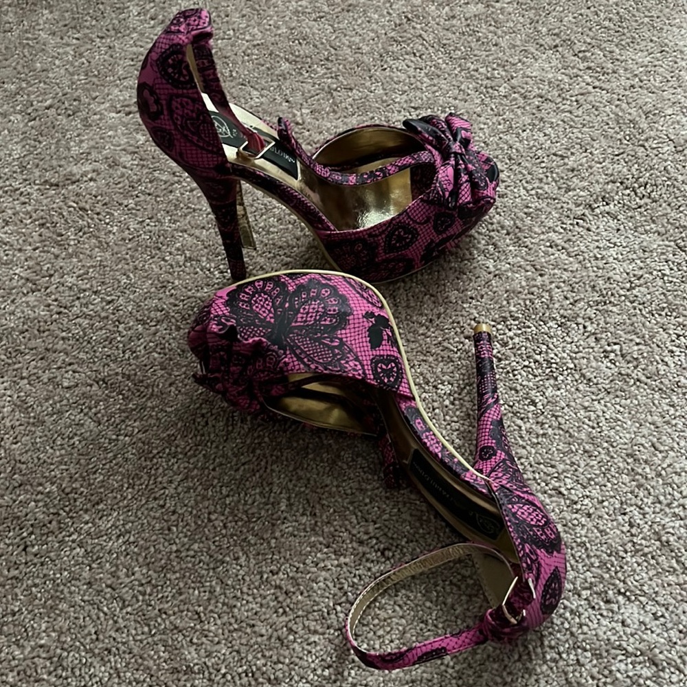 Pink heels black butterfly and heart designs